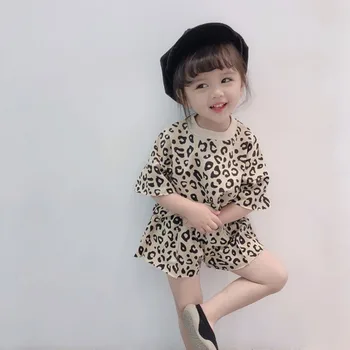 Letné Dievčatá Vyhovuje kórejský Leopard Tlač Krátke Šortky Tenké 2ks Voľný čas a Pohodlné Dievčenské Módne Oblečenie Set sa